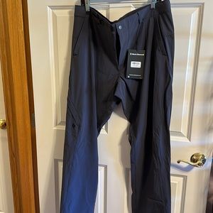 NWT Men’s Black Diamond Alpine Light Pants with DWR size xl